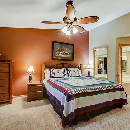 Brown Family Condo For Families Golf Trips And Girls Getaways Висконсин Делс Экстерьер фото