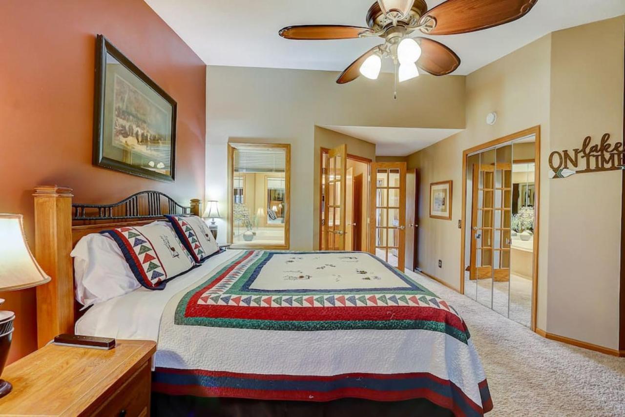 Brown Family Condo For Families Golf Trips And Girls Getaways Висконсин Делс Экстерьер фото