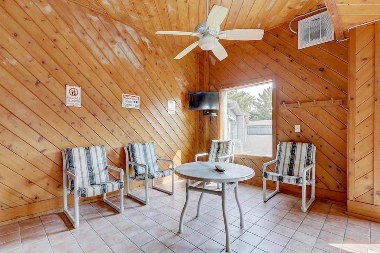 Brown Family Condo For Families Golf Trips And Girls Getaways Висконсин Делс Экстерьер фото