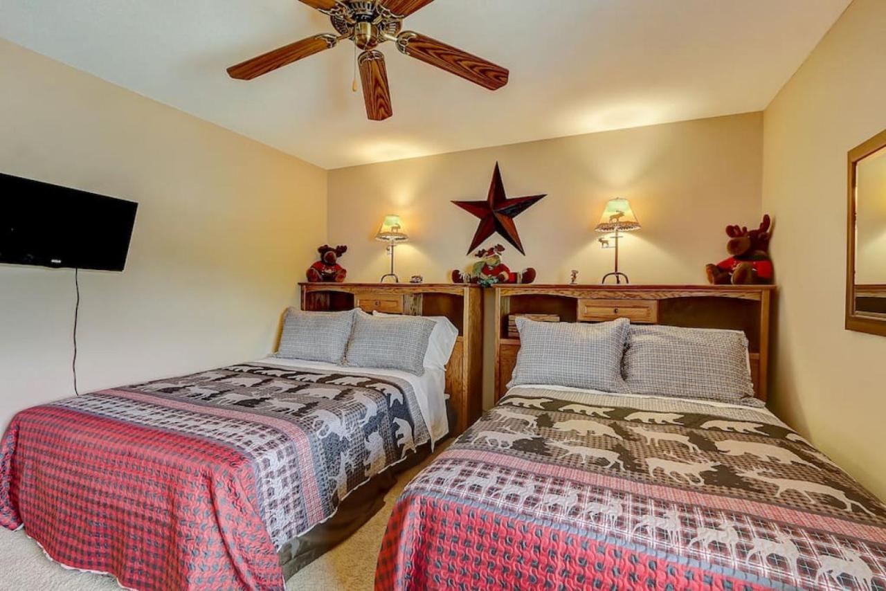 Brown Family Condo For Families Golf Trips And Girls Getaways Висконсин Делс Экстерьер фото
